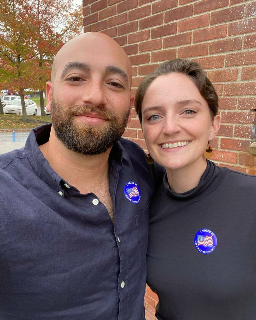 Danzlotnick's tweet photo. 🇺🇸“Table for 2 at DEMOCRACY, please!” 🇺🇸 #VOTE #AllElections https://t.co/YvpFjH33B4
