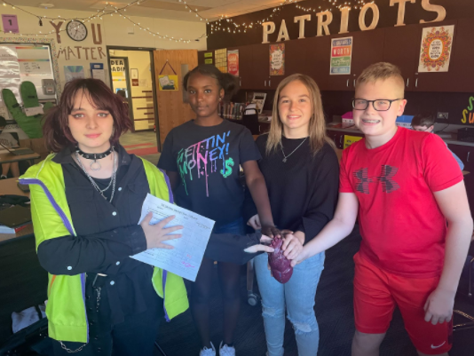 mil_fertitta's tweet photo. THE HIDEOUS SOUND OF HIS BEATING HEART! Students participated in a text-evidence-based scavenger hunt after analyzing literary elements of the classic horror story #TheTellTaleHeart. Thank you to our  PMS teachers who helped give clues to our sleuths!#Patriotstrong @pearson @fisd https://t.co/YzUnlnALTR