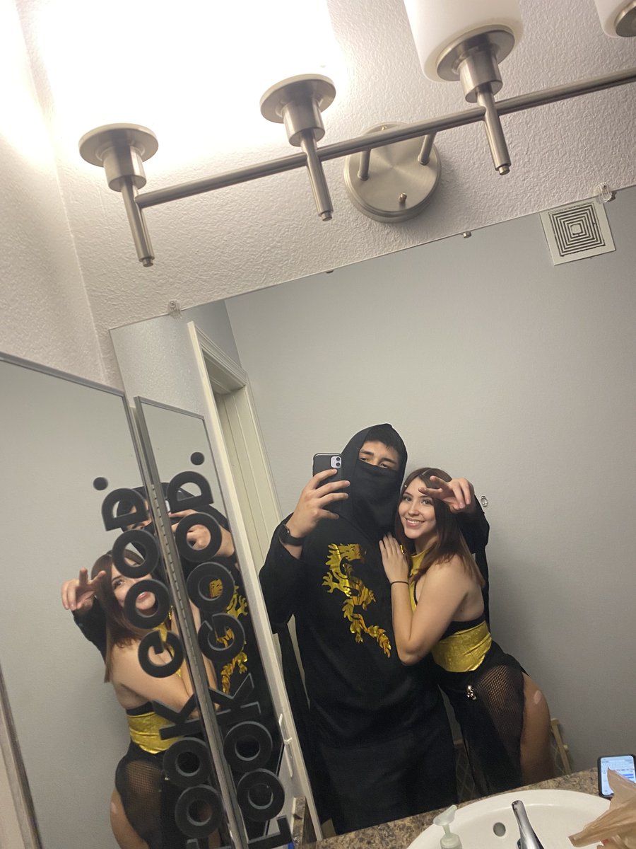 Choose your character 🥷 #MortalKombat