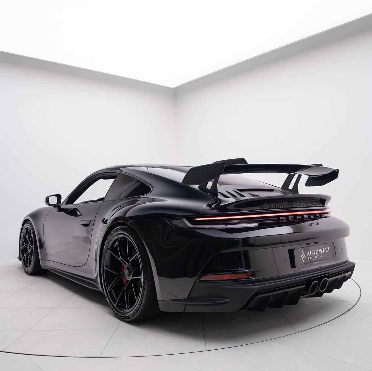 Nk_Cars's tweet photo. 🏁🖤 https://t.co/RnbMoA11cR