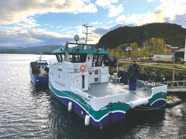devanrosey's tweet photo. “As a business, Inverlussa always aims to stay ahead of the game, be at the forefront of technology and actively invest in innovative solutions to offer our customers."

@scotseafarms launches hybrid-power workboat to reduce carbon footprint

https://t.co/4VtI7krkAP https://t.co/rDQrE1Dq6T