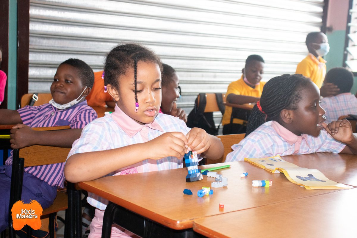 KidsMakers's tweet photo. The kids were taken through how to use Leggo Classic kits which have colorful plastic building blocks that can be joined together easily to make human-robot, dinosaur, and many more which helps in the development of their fine motor skills and strengthen their fingers. 

 #STEM https://t.co/XzHYzGWqfY
