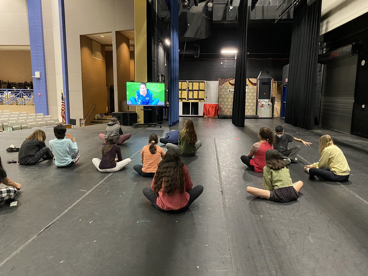 When Unified does yoga, everyone has a great time!!! #UnifiedDance @FCPS_SVPA <a href="/UHS_FCPS/">Urbana HS (MD)</a>
