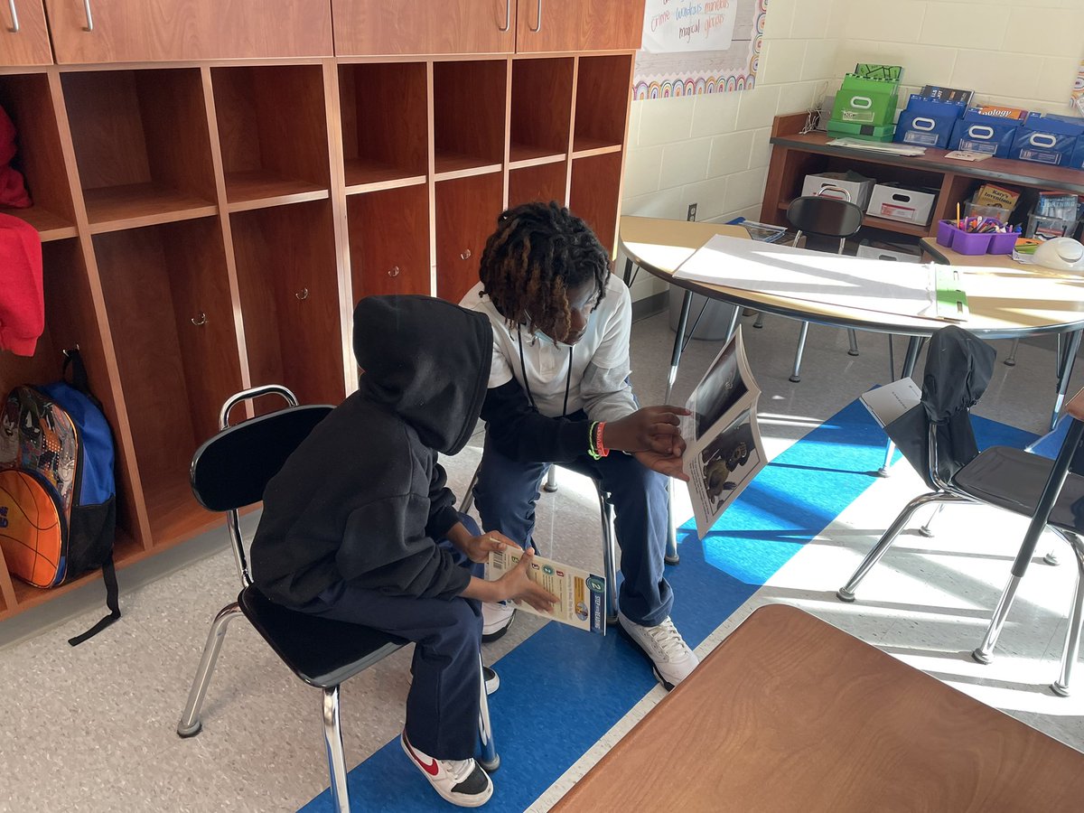 MsMedinaaaa's tweet photo. Our first day of “Reading Buddies” between 2nd &amp; 7th grade was a success! ALL of the kids were so happy and engaged😊 @MsPieroth @crest_5 @CDavis_BOLA @erin_thorne4 @APDavidArroyo https://t.co/e6NOtHnHjQ