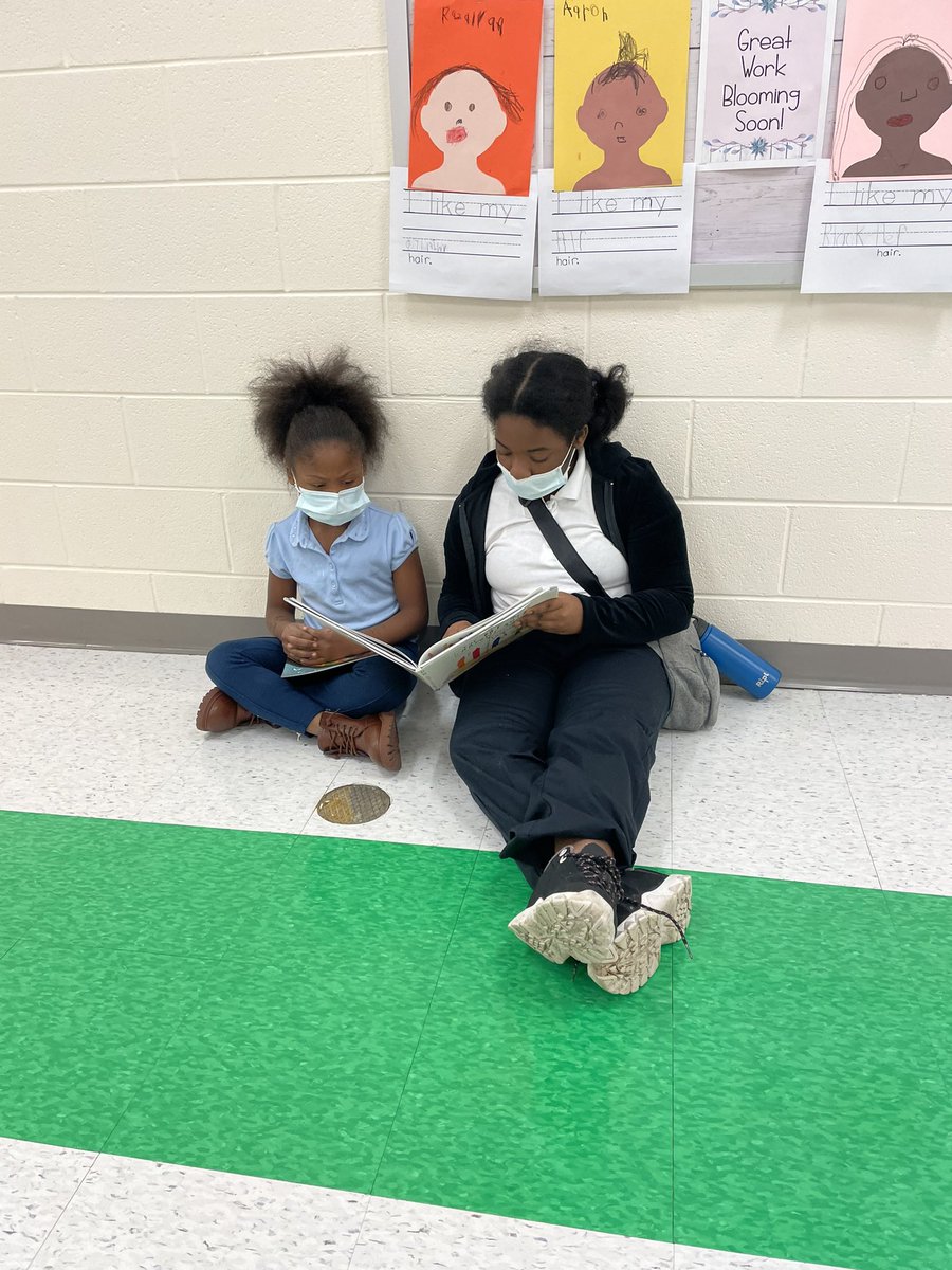 MsMedinaaaa's tweet photo. Our first day of “Reading Buddies” between 2nd &amp; 7th grade was a success! ALL of the kids were so happy and engaged😊 @MsPieroth @crest_5 @CDavis_BOLA @erin_thorne4 @APDavidArroyo https://t.co/e6NOtHnHjQ