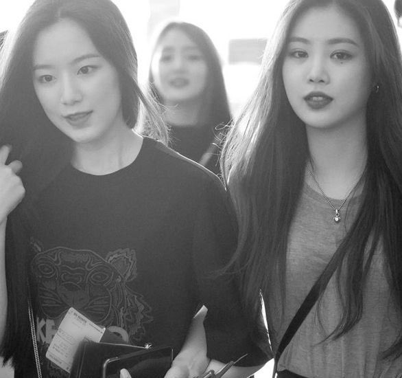 dndiepp's tweet photo. @SoojinPsba You promised we would meet again this year Soojin... i miss you, we miss you, but where are you now my love... 😭 
WE SUPPORT SOOJIN FOREVER

#SoojinOurMainDancer
#GidleIs6Forever 
#CubeYouNeed6idle
‌@cubeunited 
‌@CUBEENTGLOBAL 
‌@G_I_DLE https://t.co/2MICWV7Gac
