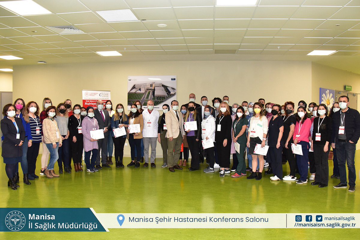 Manisailsaglik's tweet photo. "Evde Bakım &amp; Palyatif Hastaları Nütrisyon Desteği Eğitim Paneli" Manisa Celal Bayar Üniversitesi Tıp Fakültesi Yoğun Bakım Bilim Dalı akademisyenleri moderatörlüğünde Manisa Şehir Hastanesi Konferans salonunda gerçekleştirildi.
https://t.co/AuNZn0MjPF 

@Emre_Erkus45 https://t.co/yZWn3BISDL