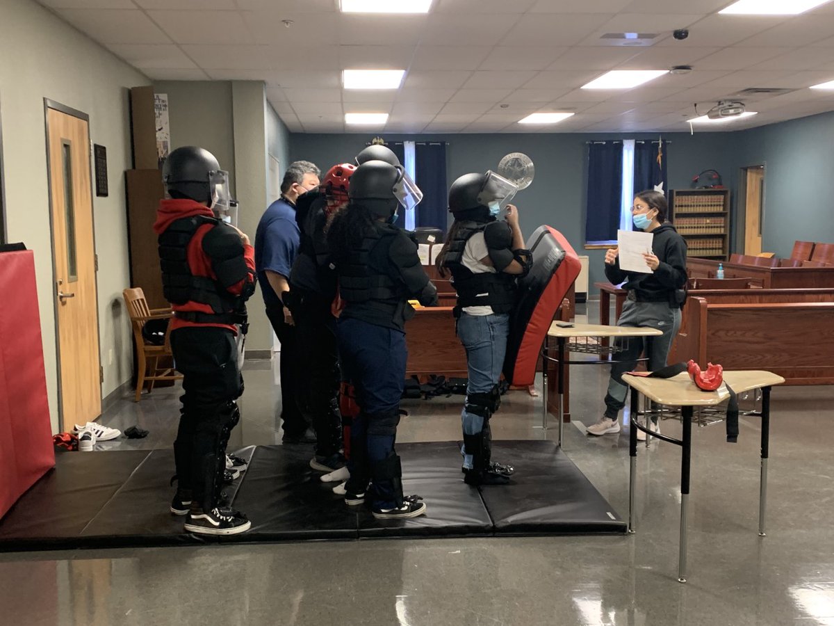 @AKINSABLLE tweet media