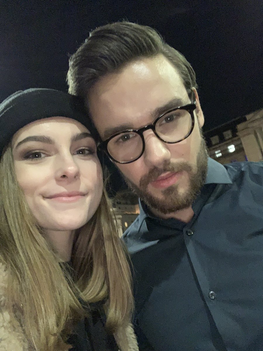 ssinead_'s tweet photo. miss you payno @LiamPayne 🖤 https://t.co/IWUzrvdcba