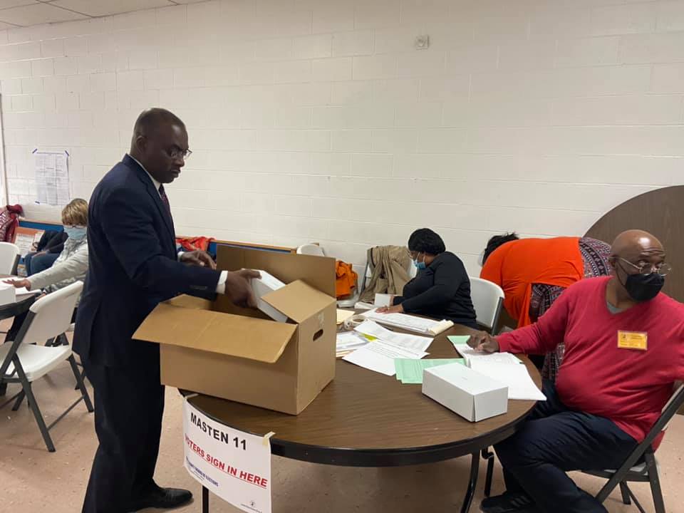 Mayor Byron W. Brown tweet media