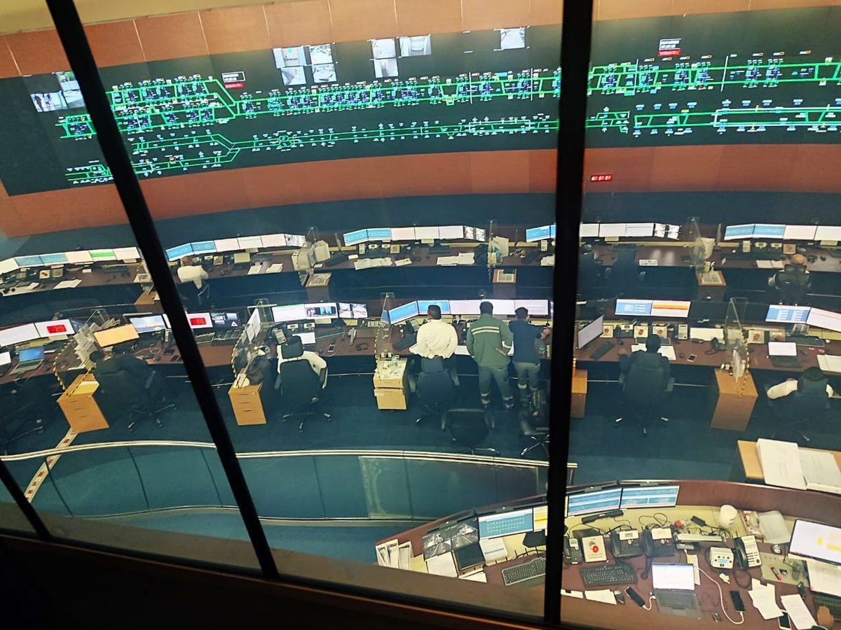 The officials of <a href="/MoHUA_India/">Ministry of Housing and Urban Affairs</a> met with the Senior officials of the Dubai Road Transport Authority, <a href="/rta_dubai/">RTA</a> and visited Dubai Metro Network - Technology Centre at the @expo2020dubai.

#IndiaPavilion  #IndiaAtDubaiExpo