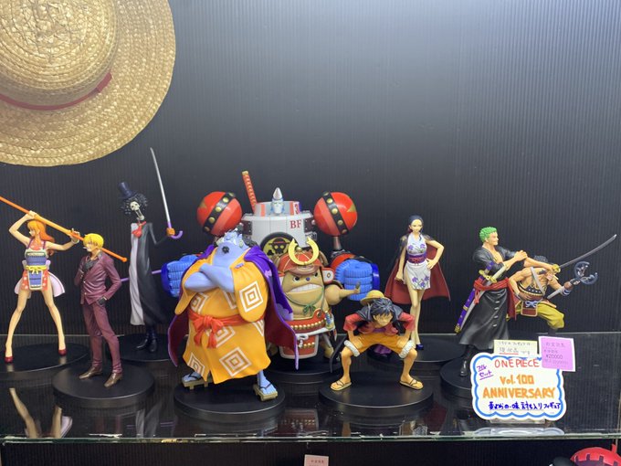 おもちゃ Twitter更新しました 万代書店岩槻店 ワンピース1番くじ Vol100anniversary ジンベイ ワンピース 討ち入り 1番くじ 万代書店 岩槻店ホームページ