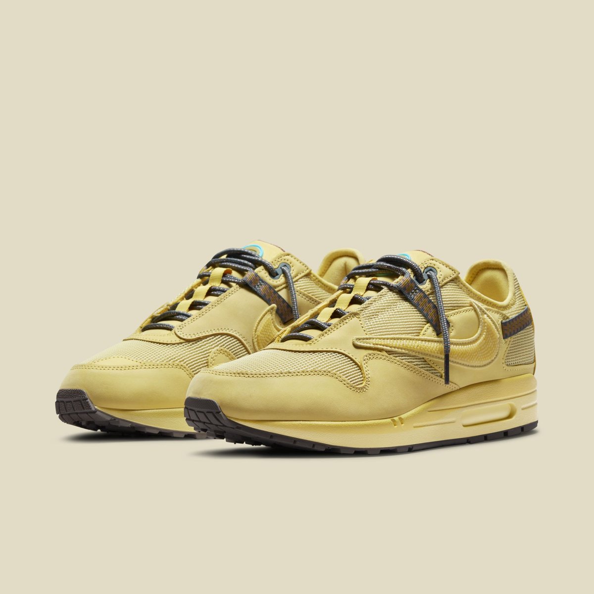 J23app's tweet photo. Official Images: Cactus Jack x Nike Air Max 1 “Wheat” https://t.co/AJwiTB3qk3