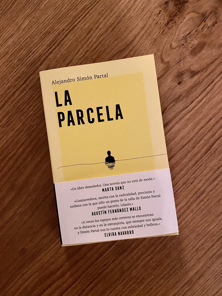 carmeriera's tweet photo. ¡Tercera edición entrando en imprenta! Tan merecido… Felicidades, querido @SimonPartal ✨ https://t.co/kJfKvCwM4K