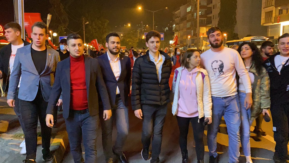 yeniparti61's tweet photo. Akçaabat’ta Cumhuriyet yürüyüşü 🇹🇷 https://t.co/VluSsDNQxW