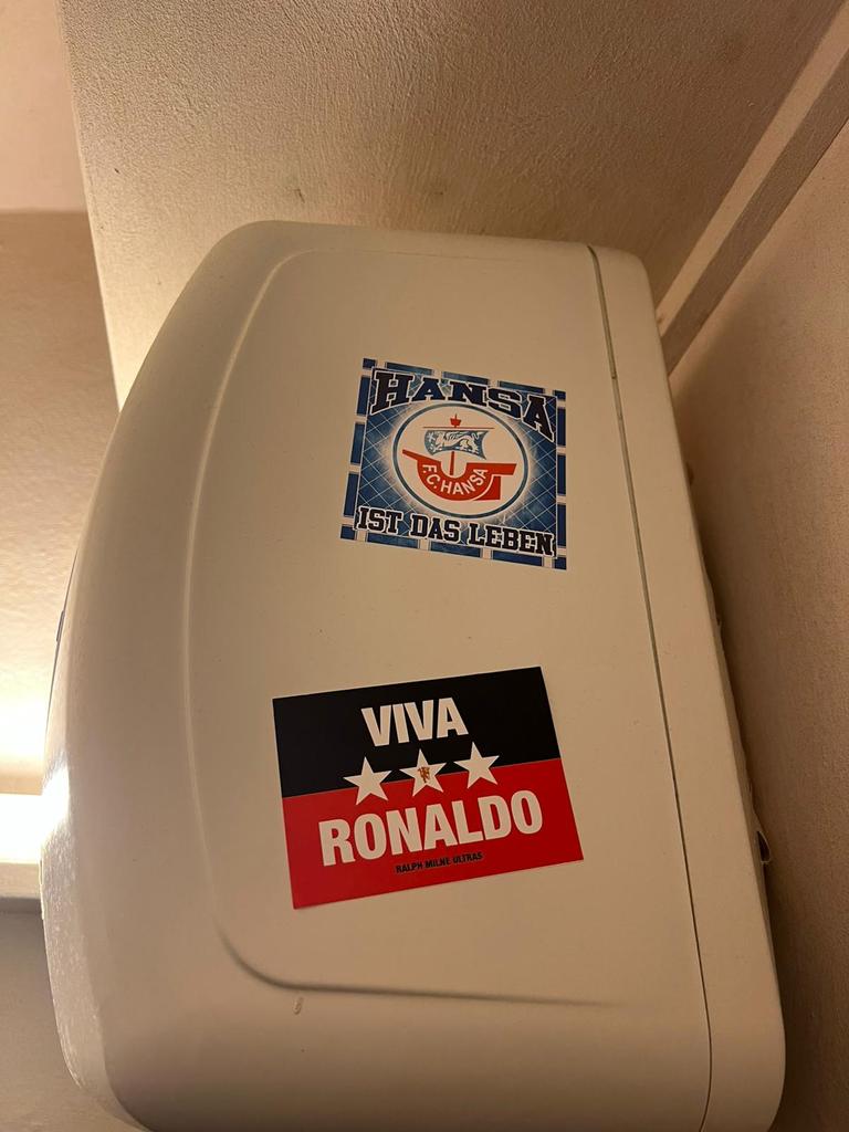 RMUOK's tweet photo. Hansa Ronaldo! ๐พ๐ช #RMUbergamo #VivaRonaldo #RMUtrendy https://t.co/tqSxVwlI0Z