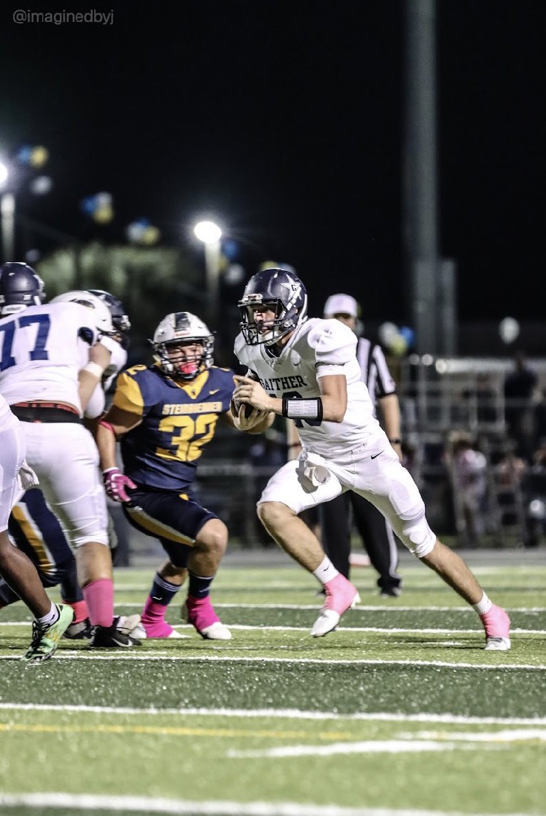 Junior season:135-200 67.5 comp %
1655 passing yards 15 TDs
223 rushing yards 3 TDs  hudl.com/v/2FmGXk