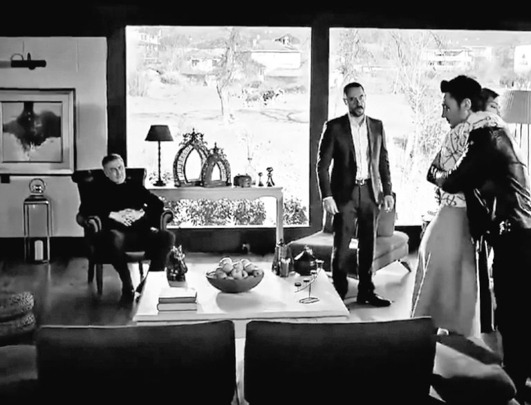 Nisafacali's tweet photo. Hoş kaldınız,en güzel zamanlarımda izleyeceğim hep kalbimde kalıcak.
Hoşçakal,hep hoş kal♥️
#edho 
#ömil https://t.co/kccksSXArE