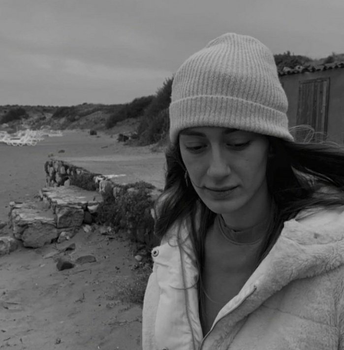 Sen başkasııın ah nafileee bambaşkasııın 🖤