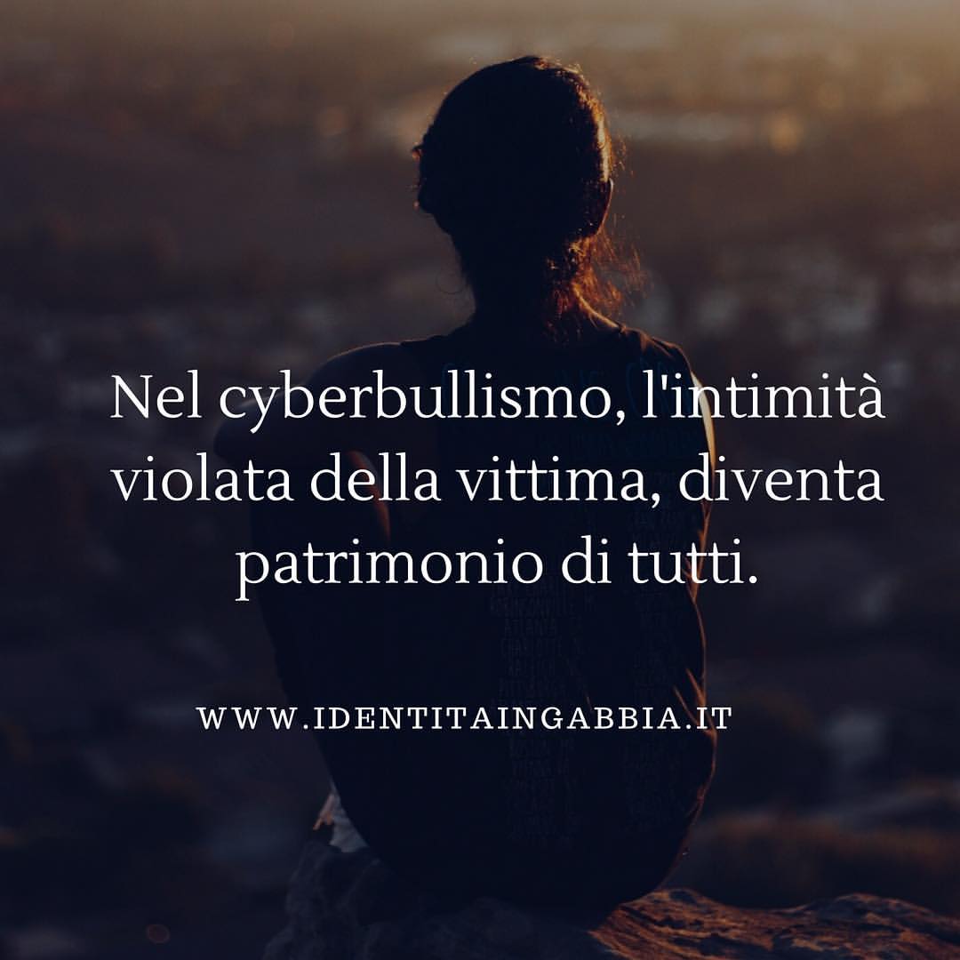 franciungaro's tweet photo. #Identità #digitale e identità #personale.

Il rischio più alto per i giovani è che se non siamo #visibili sentiamo di non essere #visti e quindi non #esistiamo.
E nel #bullismo l'intimità violata diventa patrimonio di tutti.

@BeSo1971 da leggere!

https://t.co/9z2b6vV7yB https://t.co/rwgK06hlg9