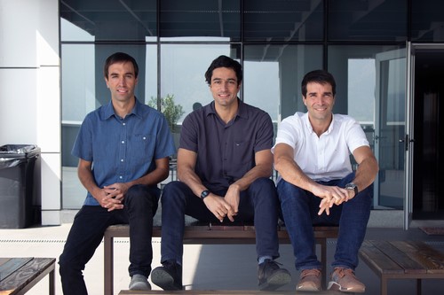 Corfo_RM's tweet photo. 👏👏Merecido reconocimiento para nuestros amigos de @LapMarketplace por el premio Desafío Startups: "Digitalizando Pymes" Una plataforma que apoya el crecimiento y expansión de #pymes chilenas al mundo. Felicitaciones ‼️ https://t.co/PgVz1YNUgh