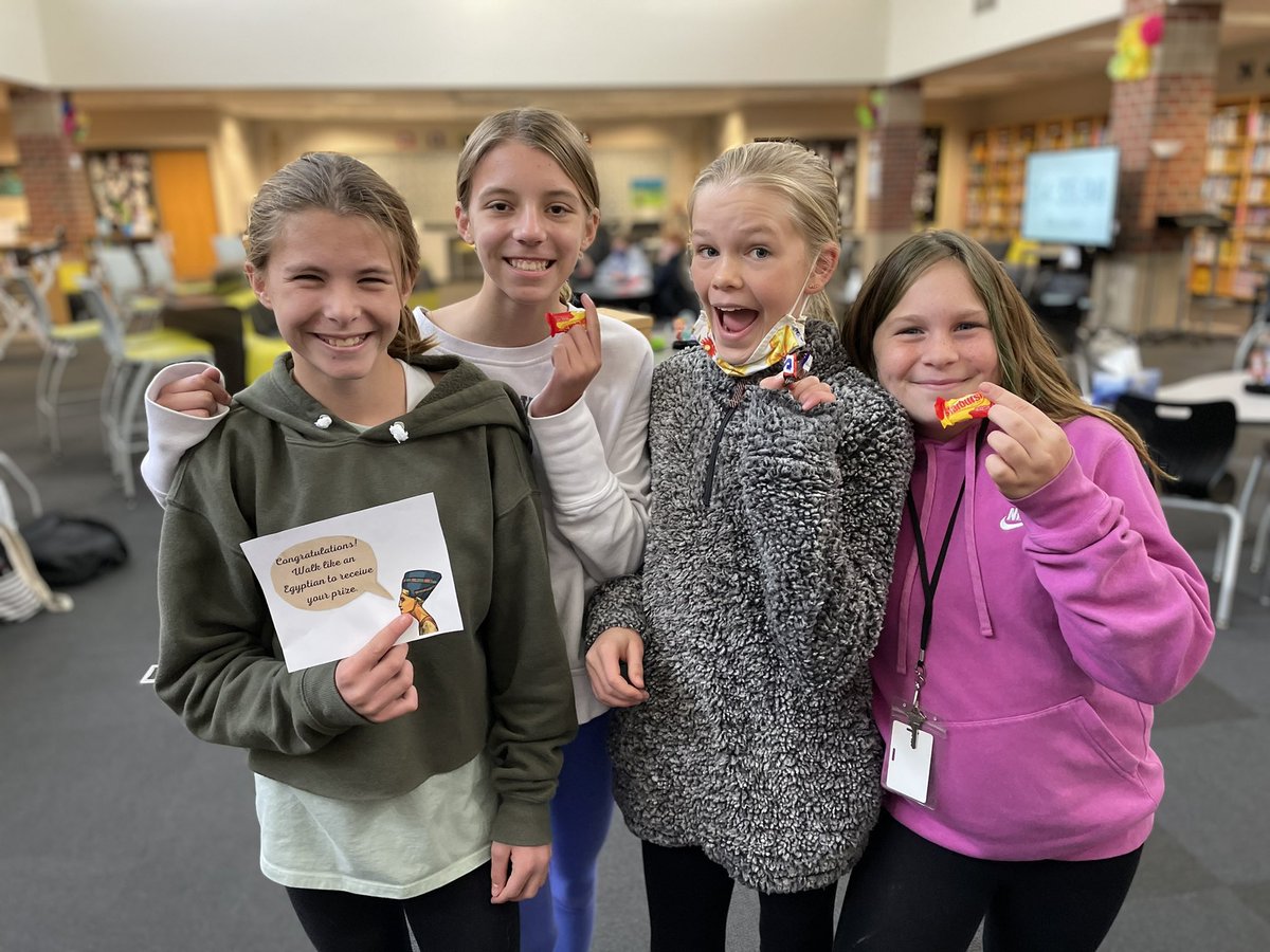 Library_ACMS's tweet image. My favorite part of doing a breakout is definitely the cheer when they make it! 6th grade has had quite the doozy today getting through Egypt!🐪🎉