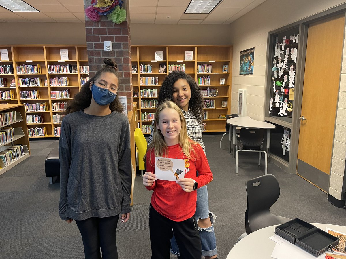 Library_ACMS's tweet image. My favorite part of doing a breakout is definitely the cheer when they make it! 6th grade has had quite the doozy today getting through Egypt!🐪🎉