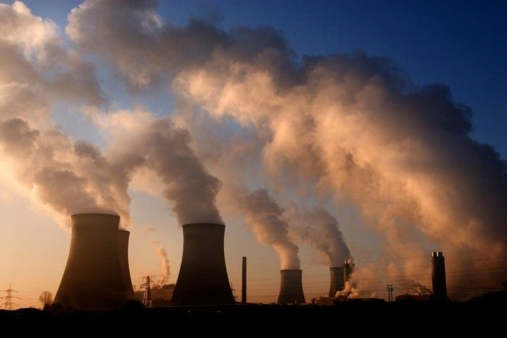 GsmithsMarxists's tweet photo. "World leaders are gathering this weekend for the latest international climate summit. But these big business politicians have no solutions for tackling the environmental crisis. Capitalism is killing the planet. We need a revolution."
https://t.co/ODSo0nOfZF
#marxism #COP26 https://t.co/UV3kNPFr95