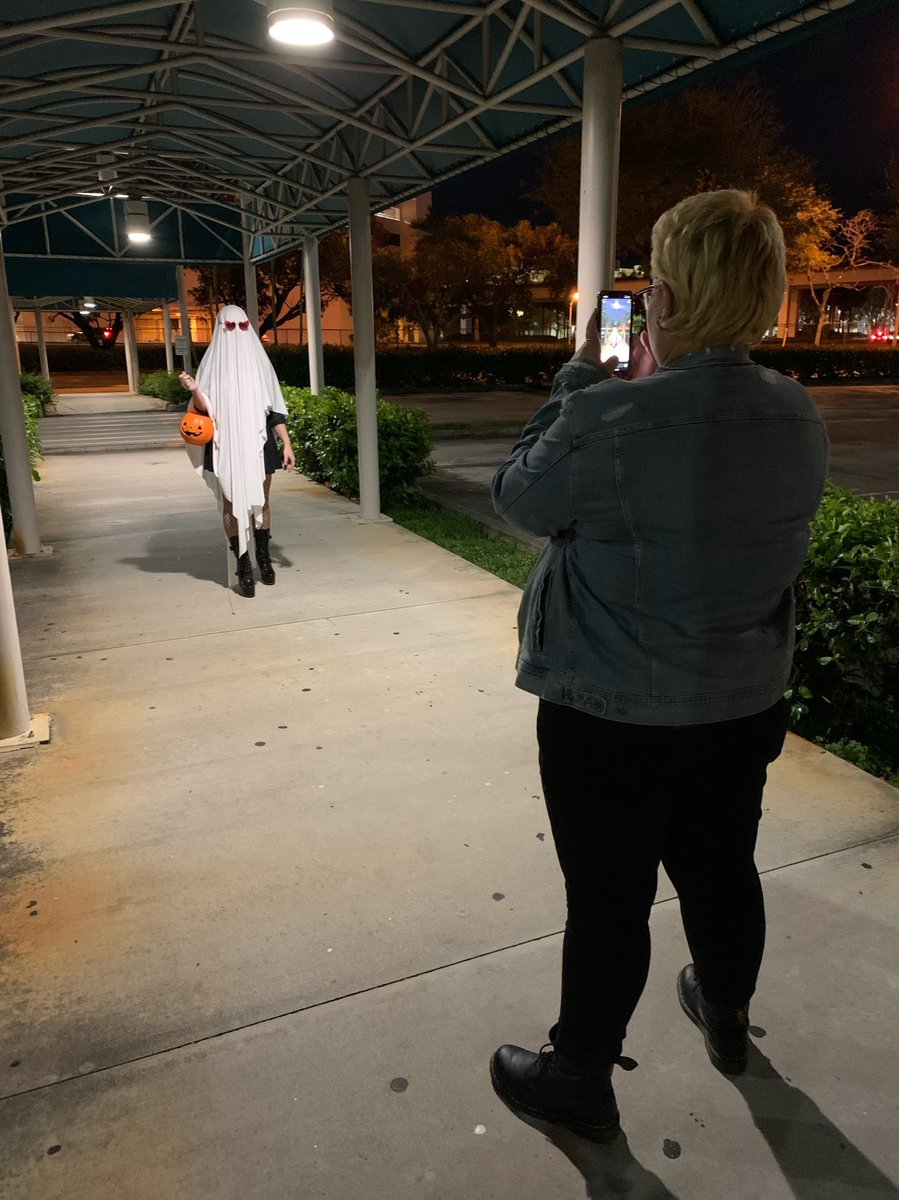 Darth_RodLin's tweet photo. Ghost hunting is my passion 👻📸 https://t.co/yqWcy2MlWF
