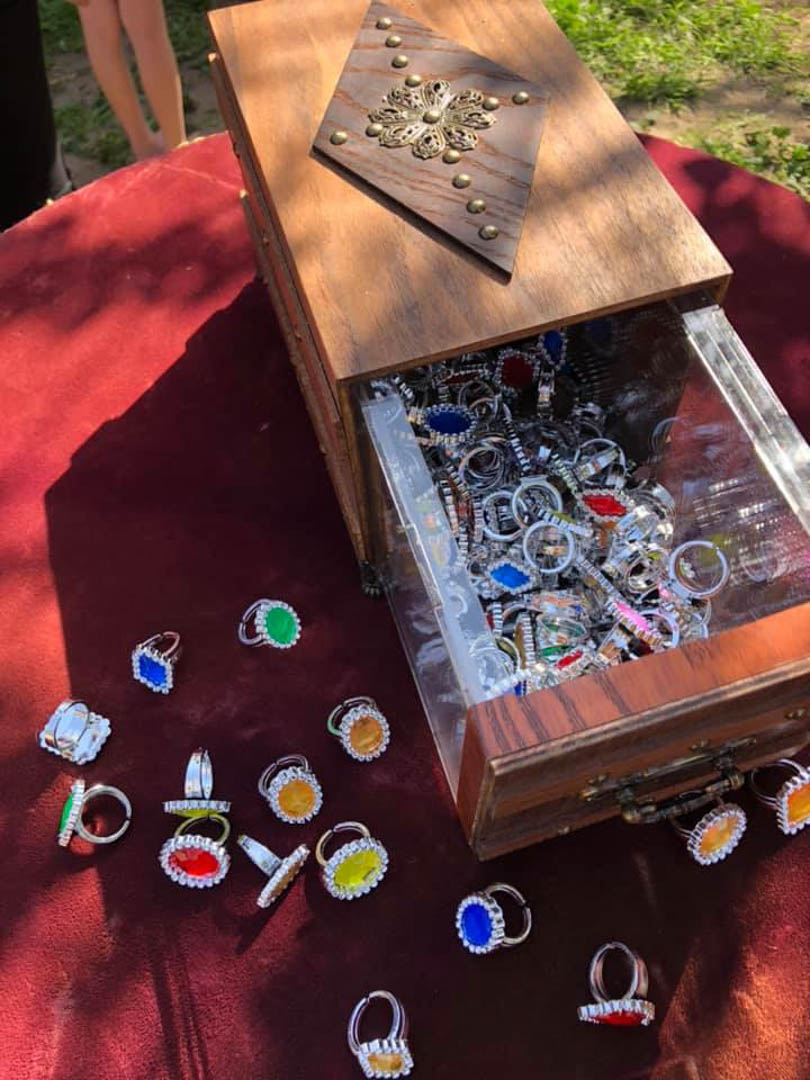 DerryMagic's tweet photo. My strong work ethic, superior customer service, and commitment to excellence have wowed many of my clients. Let me show you how I can help you with any of your Special Events Magician, Comedy Entertainment, and Adult Birthday Party Magician needs today! #LongBeachCA  ... https://t.co/hAqBzbV13u