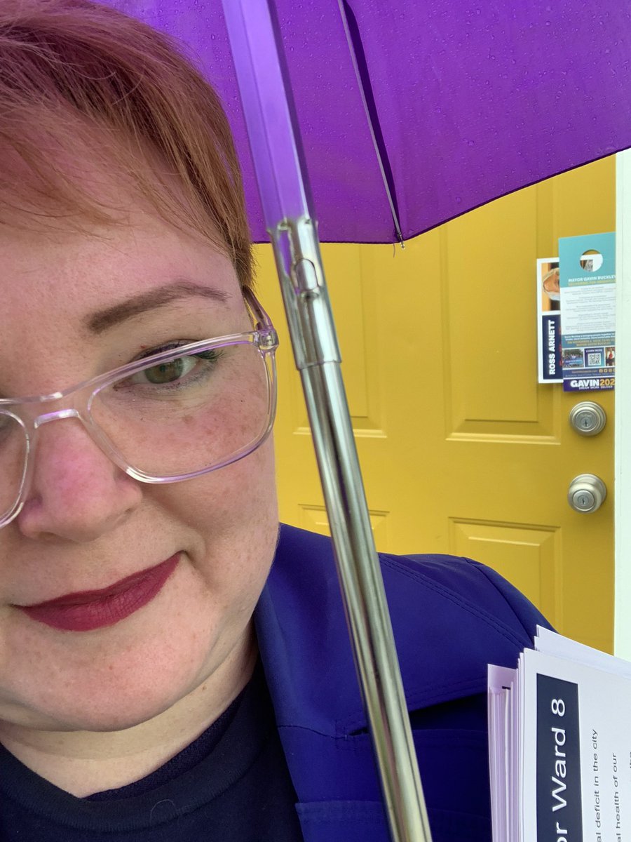 VoteSarahLacey's tweet photo. It may be rainy, but it’s still #ElectionDay in Annapolis! 

Let’s #GOTV for our Democratic candidates  

@gavin4annapolis @mddems https://t.co/rEMQkyEWAR