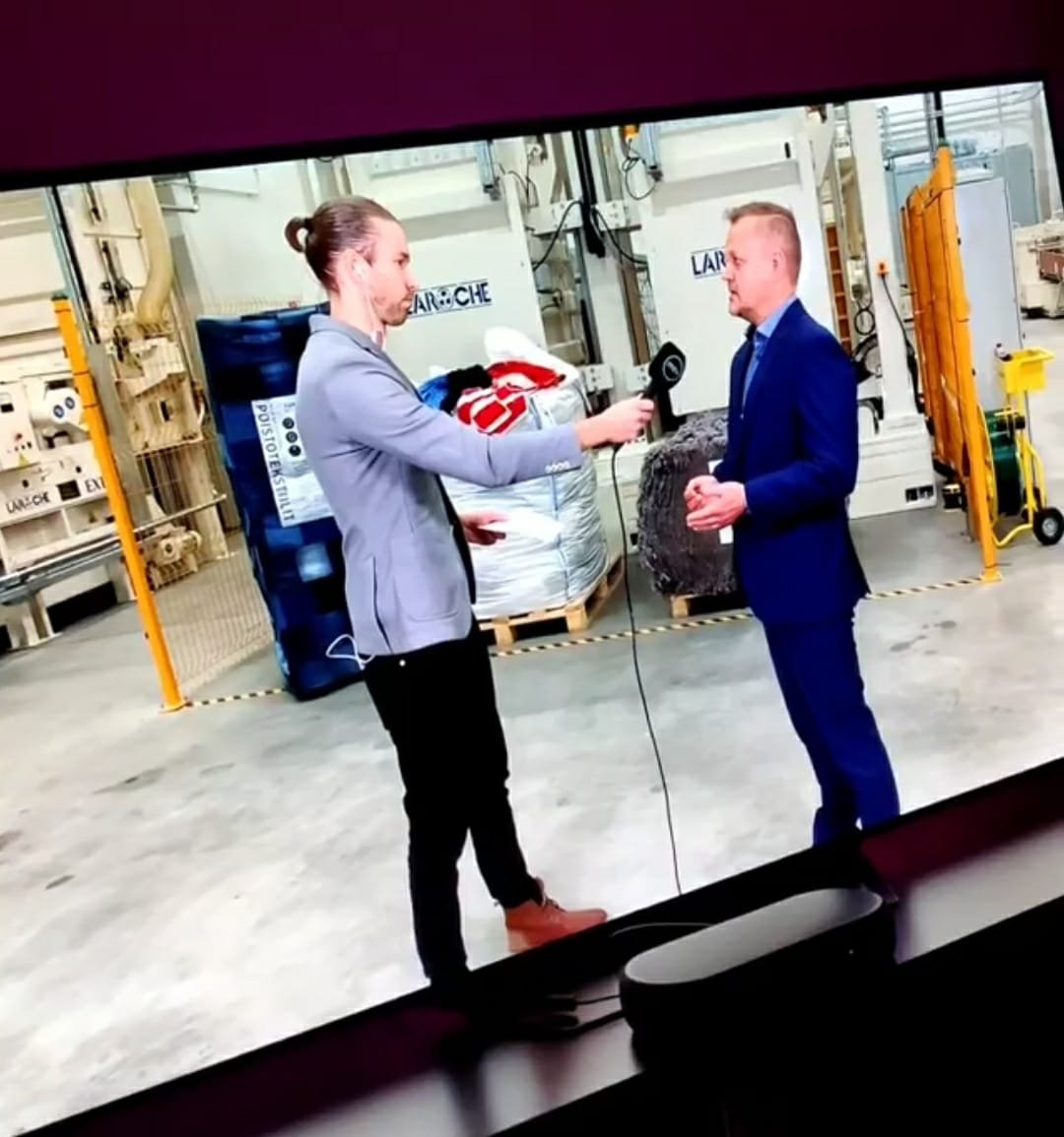 Paimion jalostuslaitoksen avajaiset, onnea! ♻️

<a href="/MTVUutiset/">MTV Uutiset</a>
<a href="/PieceOfJeans/">Piece Of Jeans</a> <a href="/OyRester/">Rester Ltd</a> 

#poistotekstiili #sustainable #recyccing #kiertotalous #greenhub #suomi #2023 #jeans #farkkua #kiertoon #kierrätä #uusiokäyttö