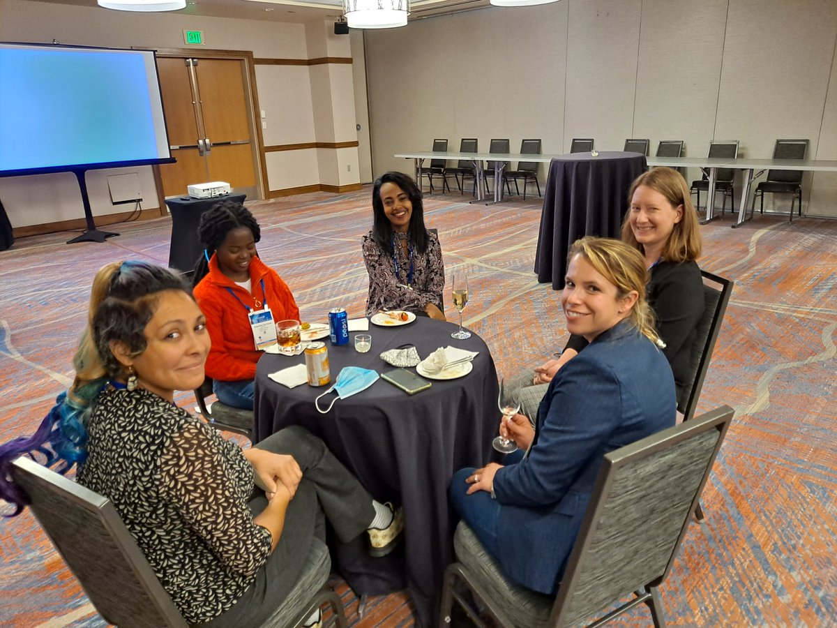 ClaimingSpace's tweet photo. @EntsocAmerica and I launched EntoMentos, a mentorship program for entomologists & entomology students of color. It was built upon the mentorship program created by #EntoPOC. We met in person for the first time, closed 2021, and started planning for 2022. #EntoDEI #EntSoc21 https://t.co/TLr5q7AV0H