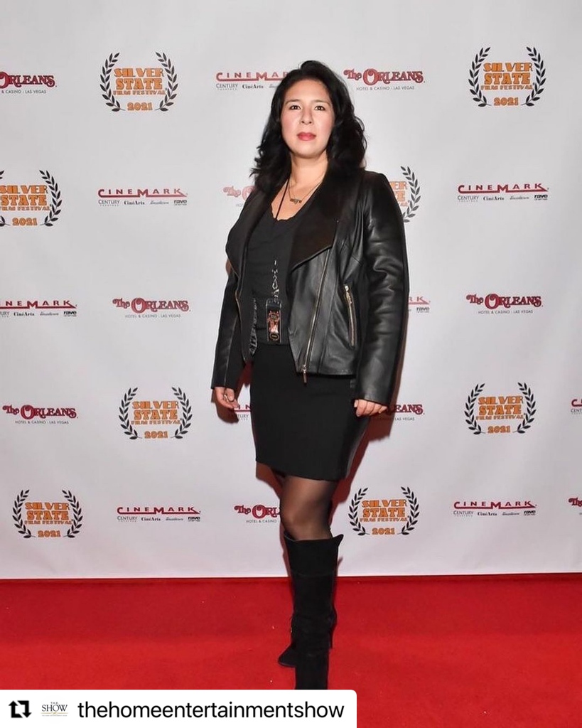 rosecitymedia's tweet photo. We are pleased to announce that our president  @emikomusic won Best Director for 'T.H.E. Human Side' at the @SilverStateFF. She shares this award with her Co-Director, Nathan Crumrine. 

Reposted from @thehomeentertainmentshow ⁠on IG
⁠
#rosecitymediagroup #socialmediamarketing https://t.co/vjmLz4RoA6