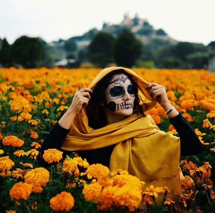 LukyxStrike's tweet photo. 𝕍𝕚𝕧𝕖𝕟𝕔𝕚𝕒𝕤 𝕖𝕟 🇲🇽
@Guess_RP
Ayer fuí a los jardines de Cempasúchil, que son realmente hermosos y decidí caracterizarme 😂😂
Luego recorrí la ciudad de Pátzcuaro el día previo al Día de muertos 💀🌺
#DiaDeMuertosGuess #GuessLuke https://t.co/VPzrxJsbpR