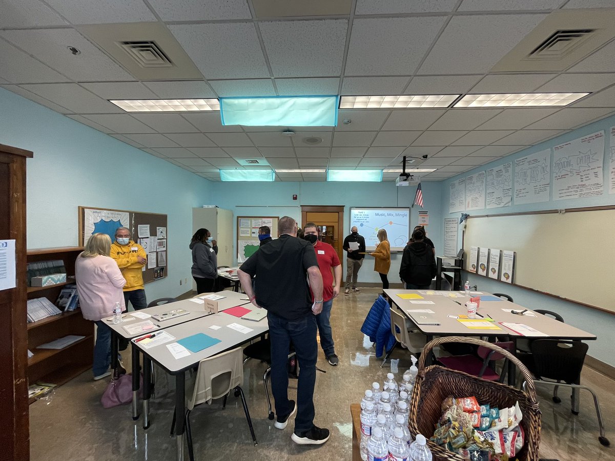jaclin290's tweet photo. Thank you for your engagement in learning today educators! High points for our team included hearing about your classroom practices, values and beliefs you hold. You do such important work, and we are so lucky to have you! #activatesps https://t.co/PHjYMOKuCt