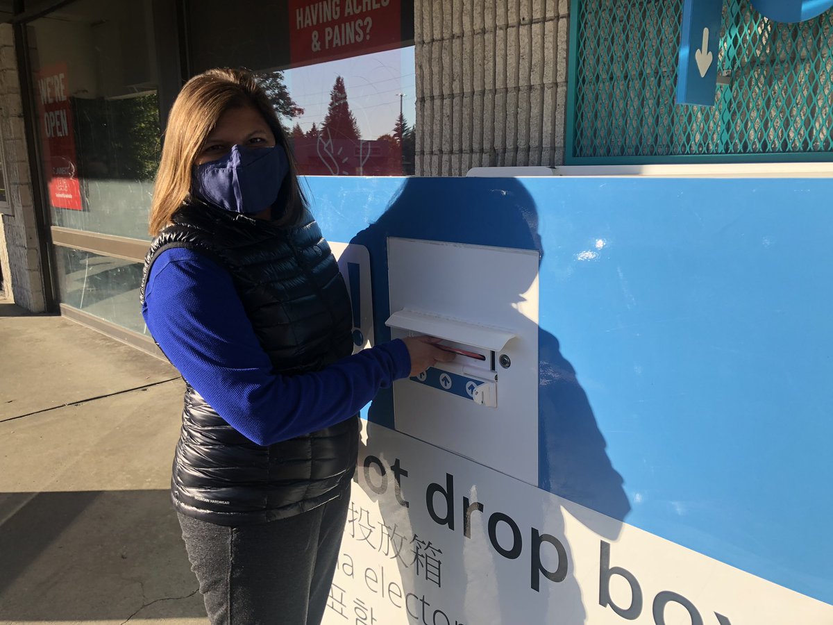 SlatterVandana's tweet image. It's Election Day! Return your ballot and make your voice heard, so we can keep our region moving forward. To be sure your vote is counted, return your ballot to a drop box before 8pm!

Find your nearest drop box here: kingcounty.gov/depts/election…