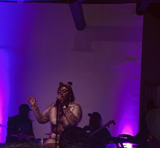 ✨ https://t.co/TSYN1j7BIj