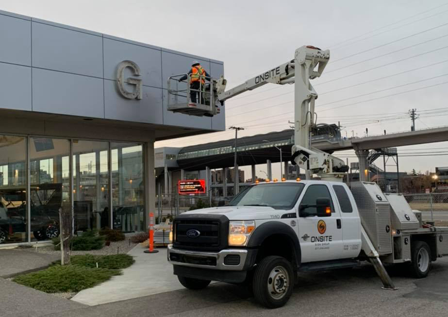 You may have noticed some signs changing at GSL yesterday, we have some exciting news to share with you! 

On November 8th, GSL GM City will officially join the Wolfe pack and rebrand as Wolfe Chevrolet GMC Buick Calgary! 

✅ Same great ownership ✅ Same amazing team