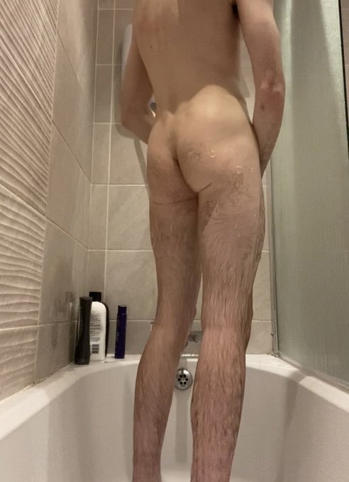 1 pic. A few cheeky screenshots from the video I uploaded to my #onlyfans last night #gay #ass #wank