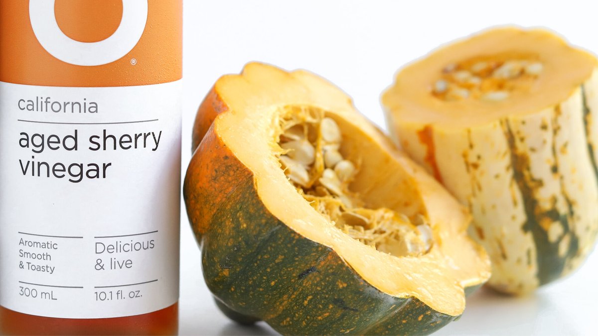 Smooth and smoky. Aromatic and ethereal. Capturing the essence of fall in your home cooking is a breeze. Add complexity to crisp salads and bring seasonal soups to life with O Aged Sherry Vinegar. How will YOU use it? 
ooliveoil.com/product/o-aged…
#flavorhacks #recipeideas #SherryWeek
