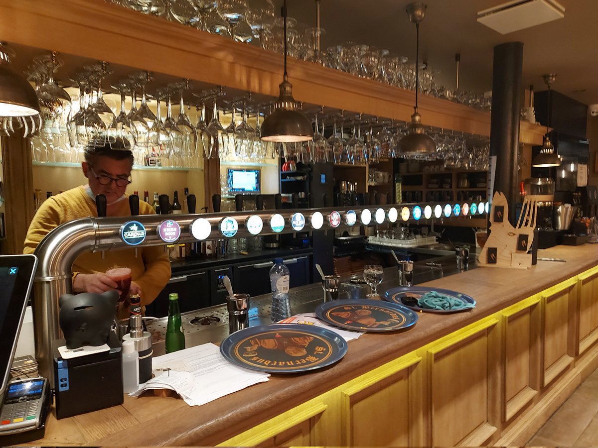 BattleTours's tweet photo. Good to be back in Ypres and a pub with 25 draught beers. @ypres https://t.co/2usc1t0IMH