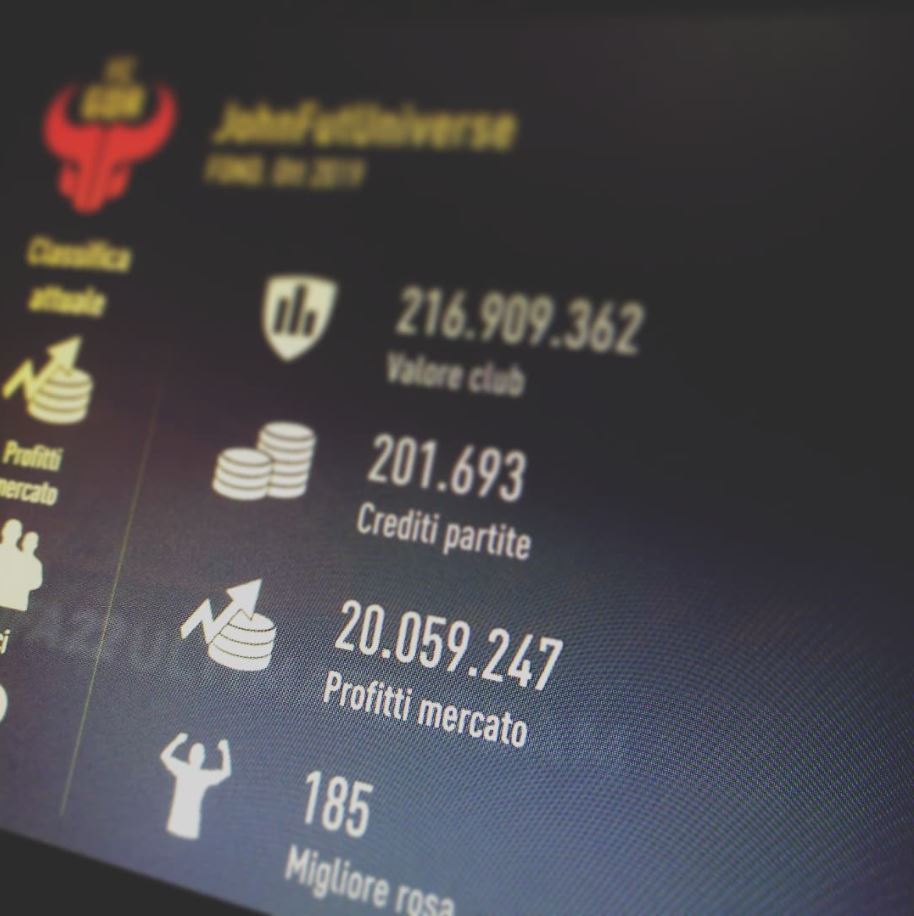 JohnFutUniverse's tweet photo. Raggiunti i 20 milioni di profitto stagionale! Ottimo traguardo considerando quanta è dura la compravendita quest'anno. 💪💸💰📈
.
#fut22 #fifa22 #ultimateteam #trading #gaming #esports #compravendita #ps5 #johnfondatore #top100 #profitti https://t.co/0qVCJuHvfl