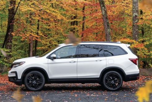 Sweater weather meets stylish performance. #HondaPilot