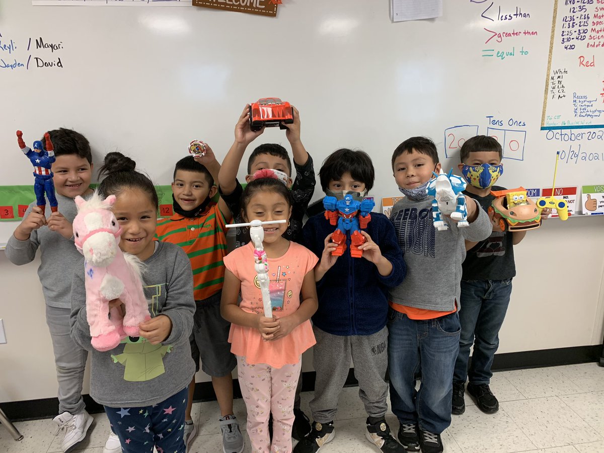 Mrs. Hunters science class with their toys that show movement! @ClancyMathMom #seriousscientist