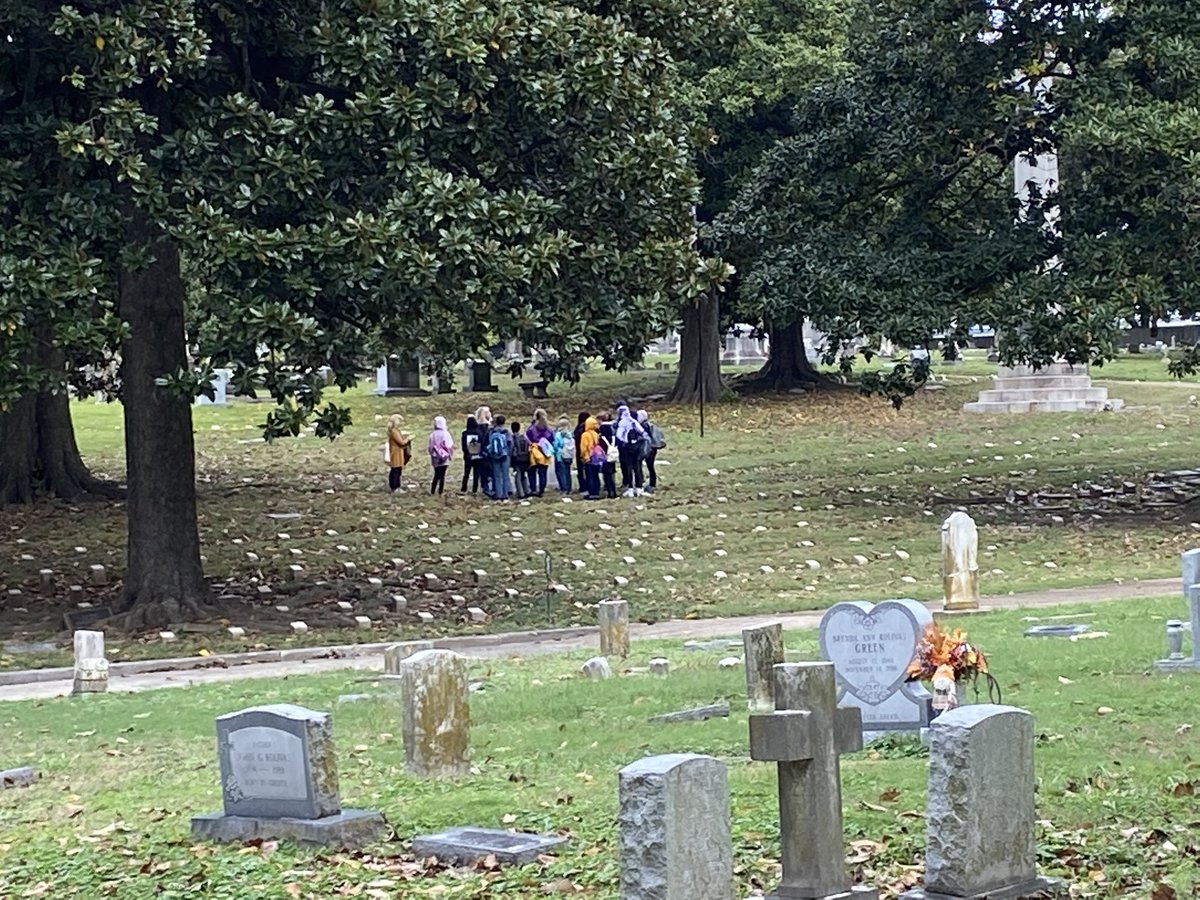 TweetDCS_DCMS's tweet photo. Cool history lesson today with Ms. Carroll’s Spotlight classes! McDaniel’s and Moore’s classes get ready. #TeamDCS #ElmwoodCemetery #Arcade #RiverWalk https://t.co/LxTV1H0OeV