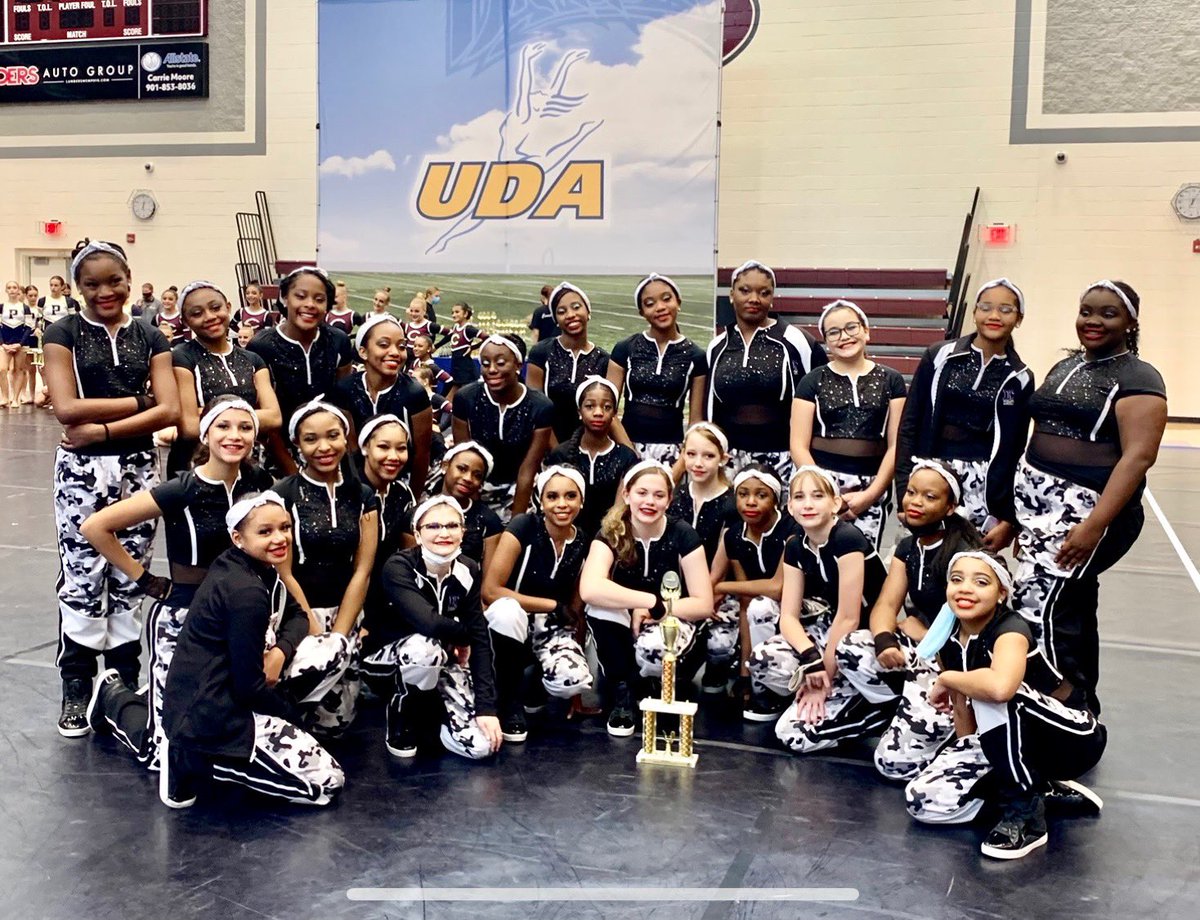 TweetDCS_DCMS's tweet photo. Congrats to DCMS Dance Team!!2nd place at UDA Midsouth Regionals! Way to do it Jags!! #TeamDCS https://t.co/Etj4vSSNmZ