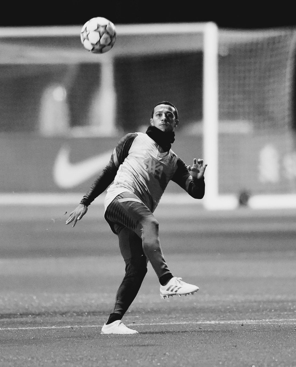 Thiago6's tweet photo. #UCL
#YNWA https://t.co/SyCaI70LOM