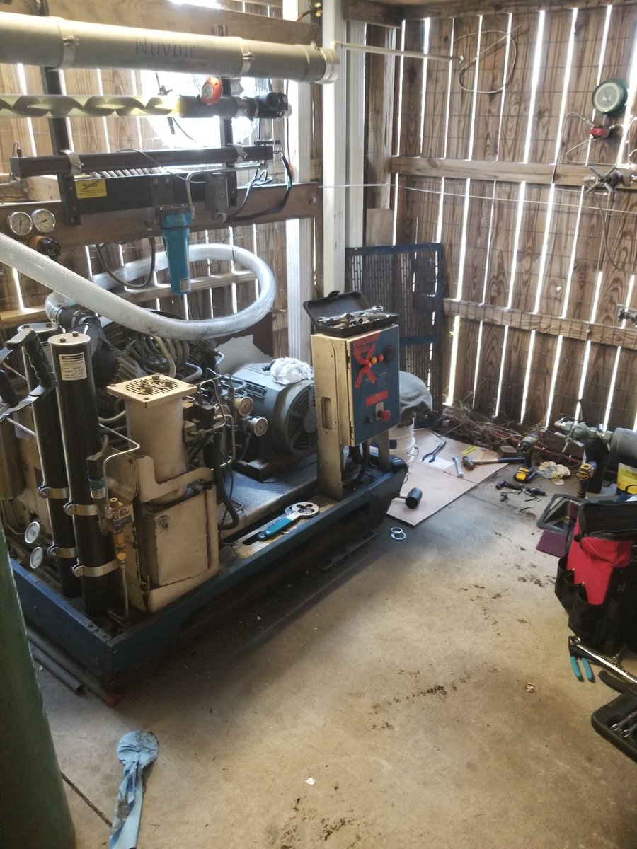 compairsupply's tweet photo. Another day, another compressor! Take maintenance off of your todo list and have one of our experts  handle it. Old or new, we got you!

#casecrew #service #scubadiving #scba #paintball #florida #hothothot #tuesdayvibes #smallbiz https://t.co/PPAXjnuE8c