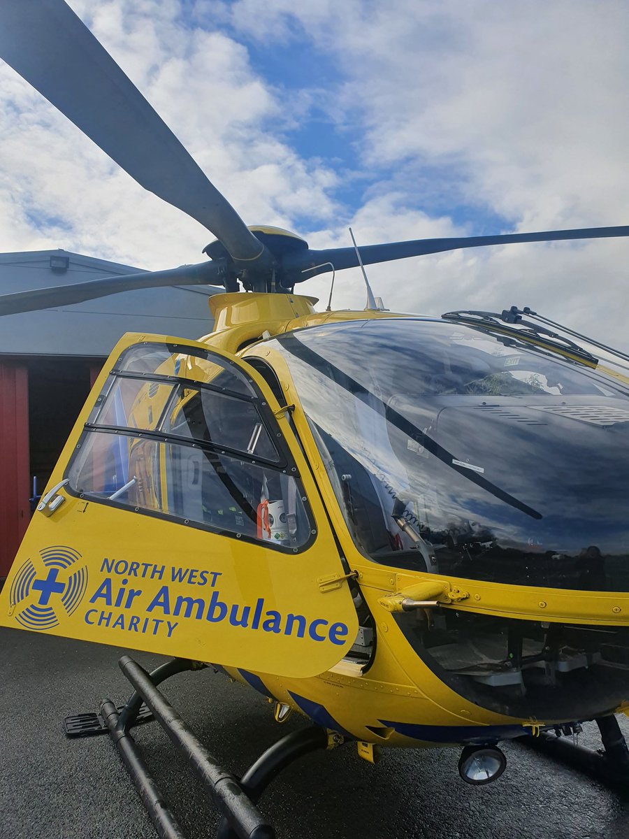 MajorTraumaRPH's tweet photo. Visit to NWAA today, great to see the team in action! Professional, expert team providing a critical life saving service across the North West Region, 365 days a year. For more info about the service that is funded solely by charitable contributions go to @NWAirAmbulance https://t.co/QFo6AaFMFG